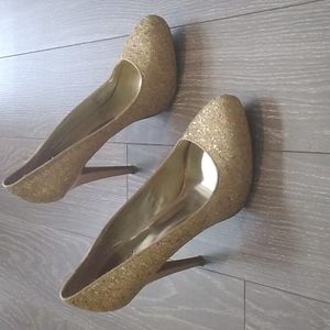 Formal Gold Dress shoes